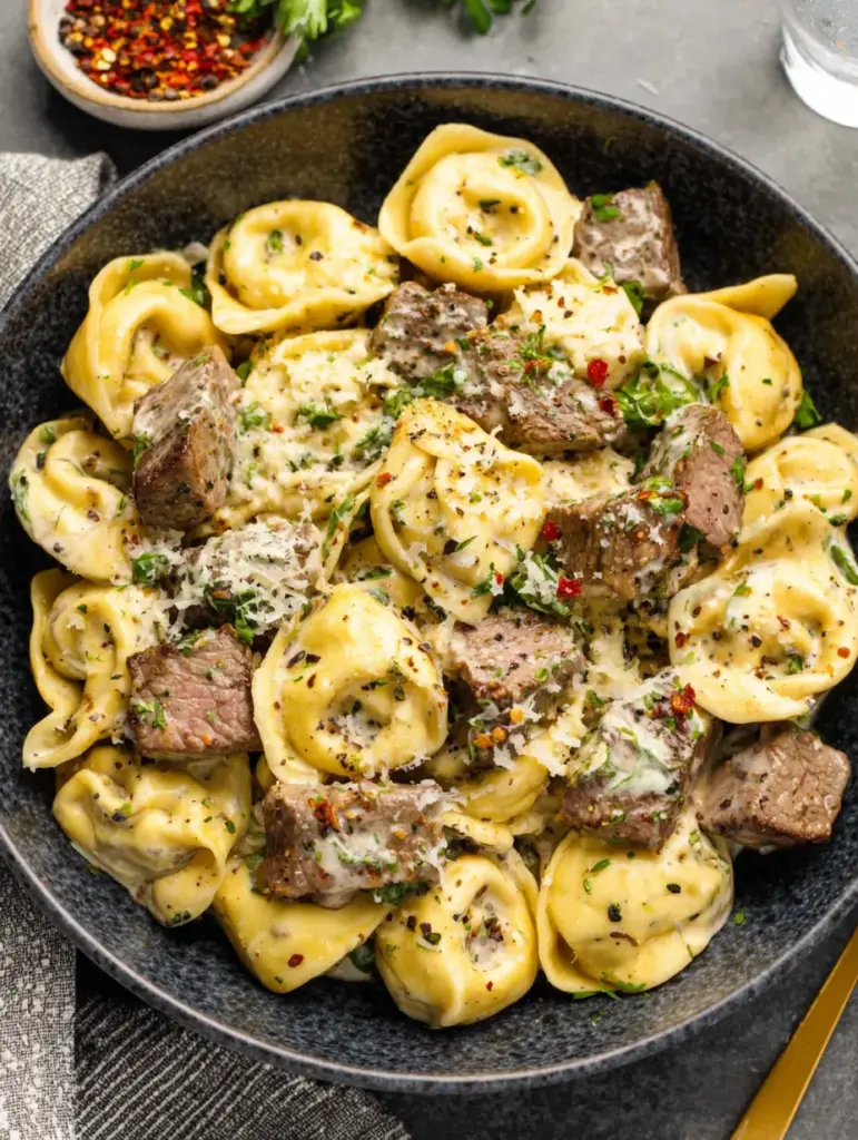 Cracked Garlic Steak Tortellini: A One-Pan Wonder - image 2