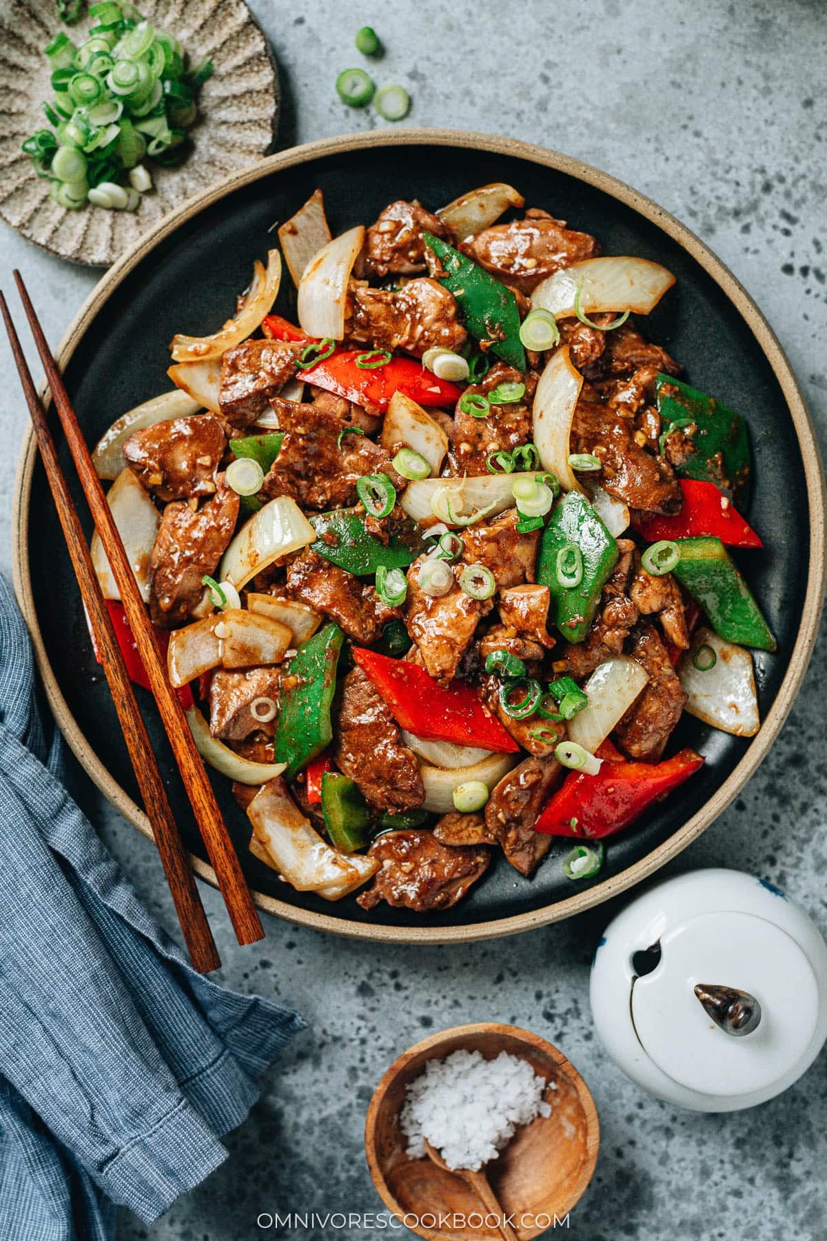 Chicken Liver with Onion and Pepper (爆炒鸡肝)