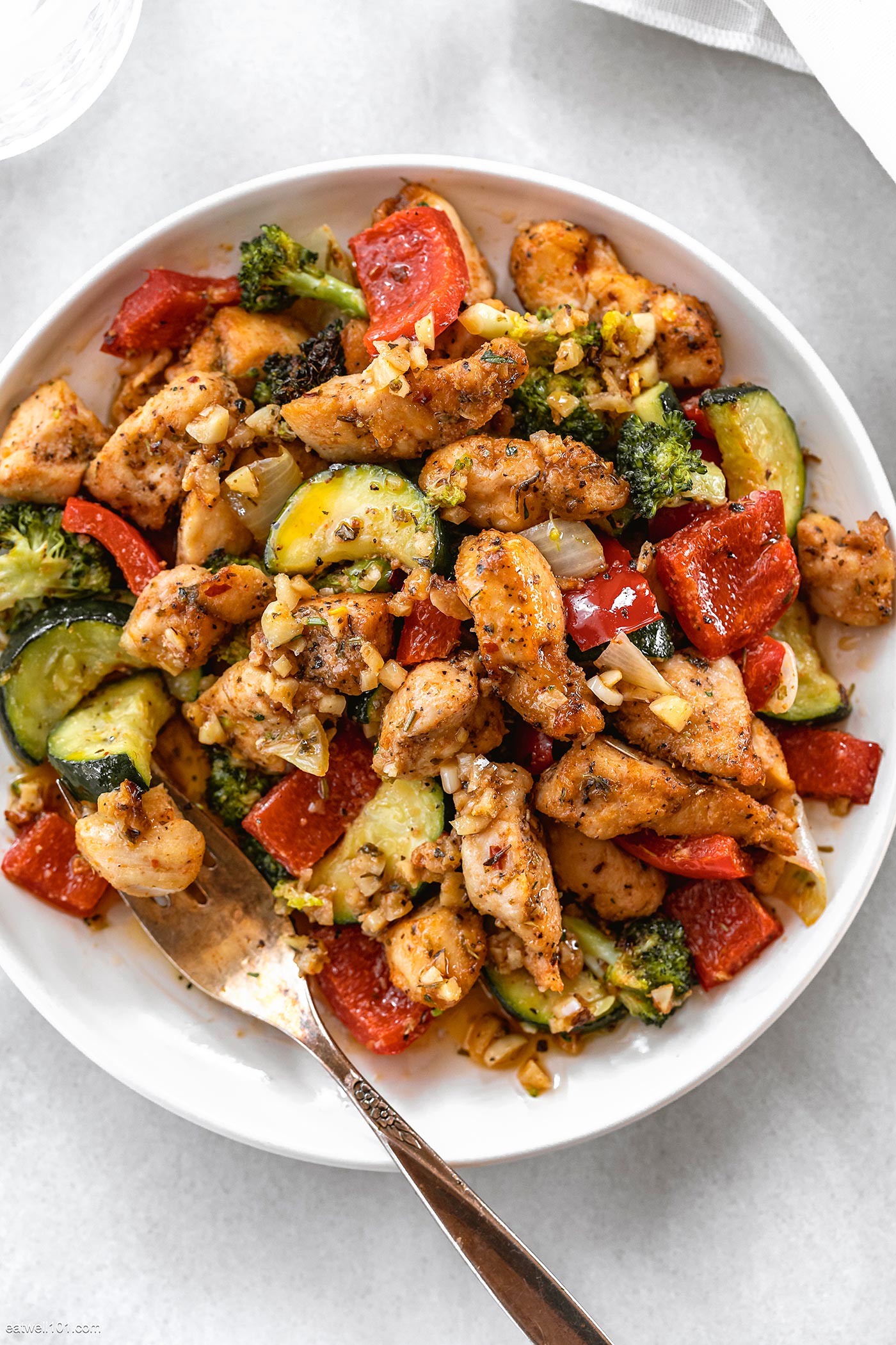 Quick and Easy Air Fryer Chicken and Vegetables Recipe ingredients